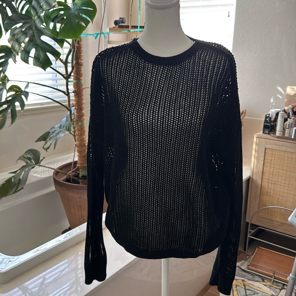 Uniqlo Women’s Mesh Sweater - Large - Used